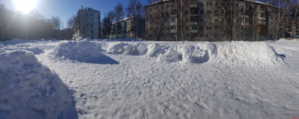 Это проходил совсем недавно. Местное школоло уже всё разломали.